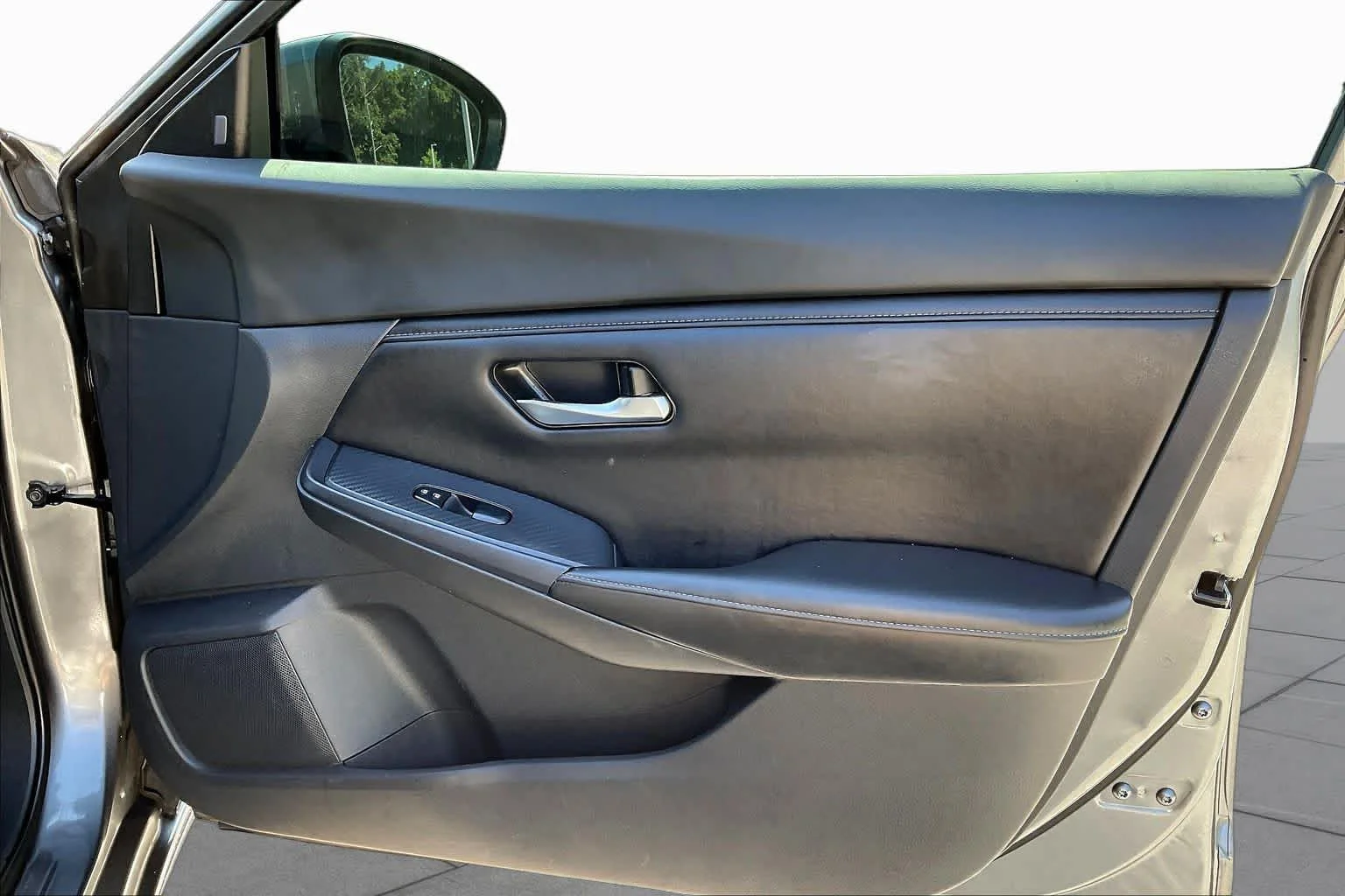 Used 2023 Gun Metallic Nissan SV image 22