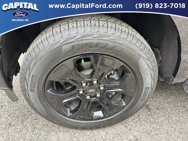 Used 2023 Black Ford XLT image 13