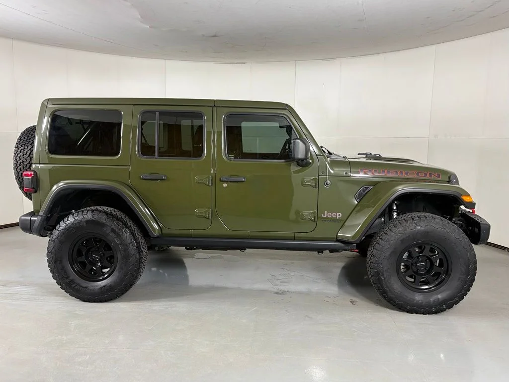 Used 2021 Green Jeep Unlimited Rubicon image 9