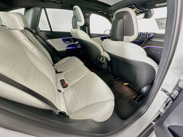 New 2027 MANUFAKTUR Alpine Grey Mercedes-Benz GLC 300 image 27