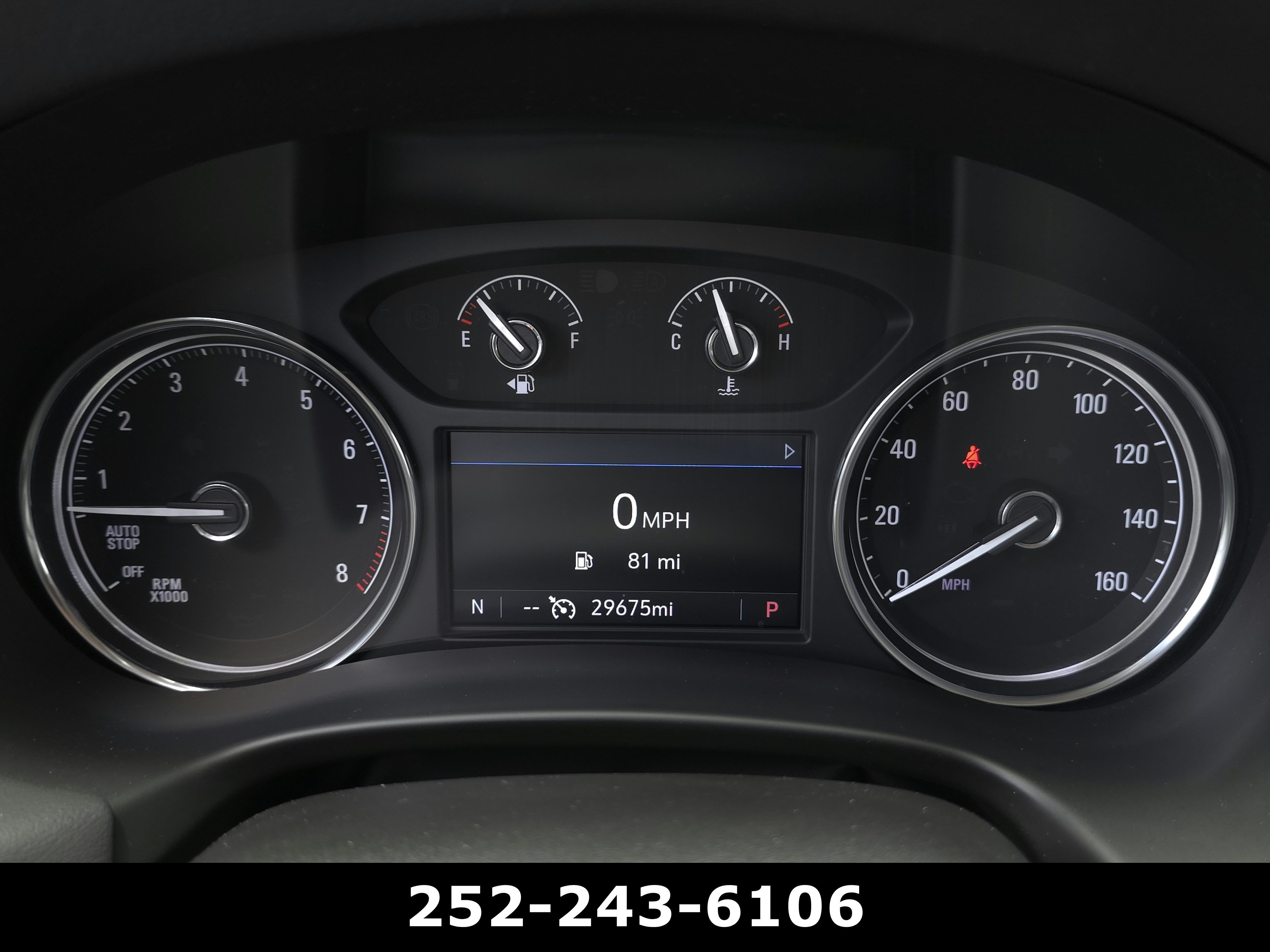 Used 2023 Summit White Buick Essence image 24