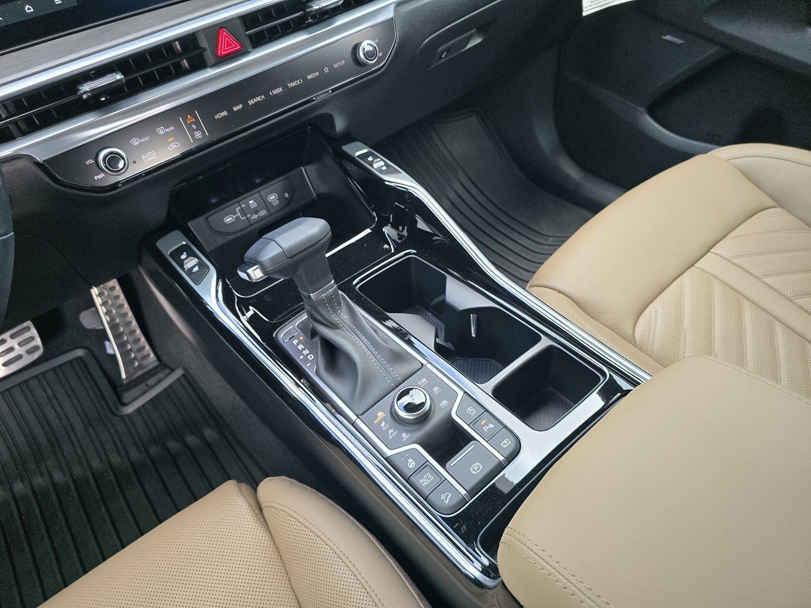 New 2026 Glacial White Pearl Kia X-Line SX Prestige AWD image 9