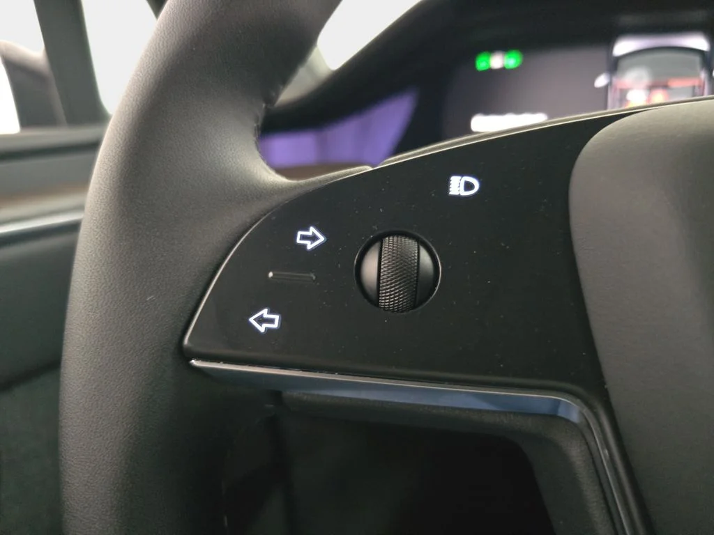 Used 2025 Stealth Gray Tesla Base image 20