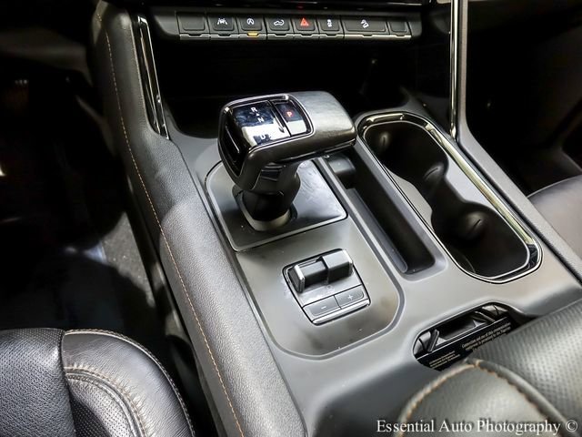 Used 2022 Summit White GMC AT4 image 18