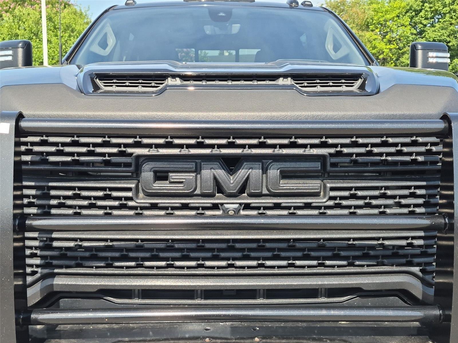 Used 2021 Ebony Twilight Metallic GMC Denali image 14