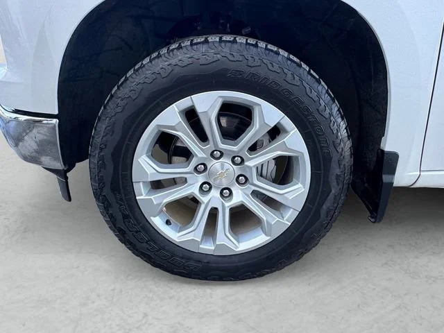 2023 Chevrolet Silverado 1500 LTZ - Photo 23