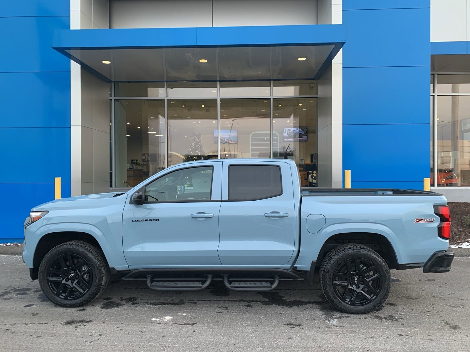 2025 Chevrolet Colorado Z71 - Photo 8