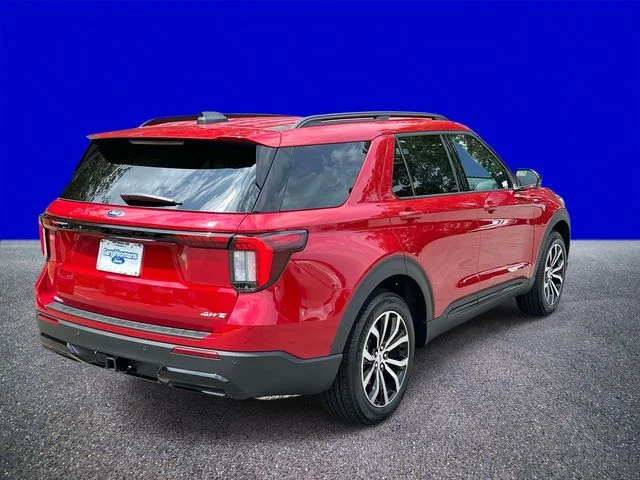 New 2026 Rapid Red Metallic Tinted Clearcoat Ford ST-Line image 3