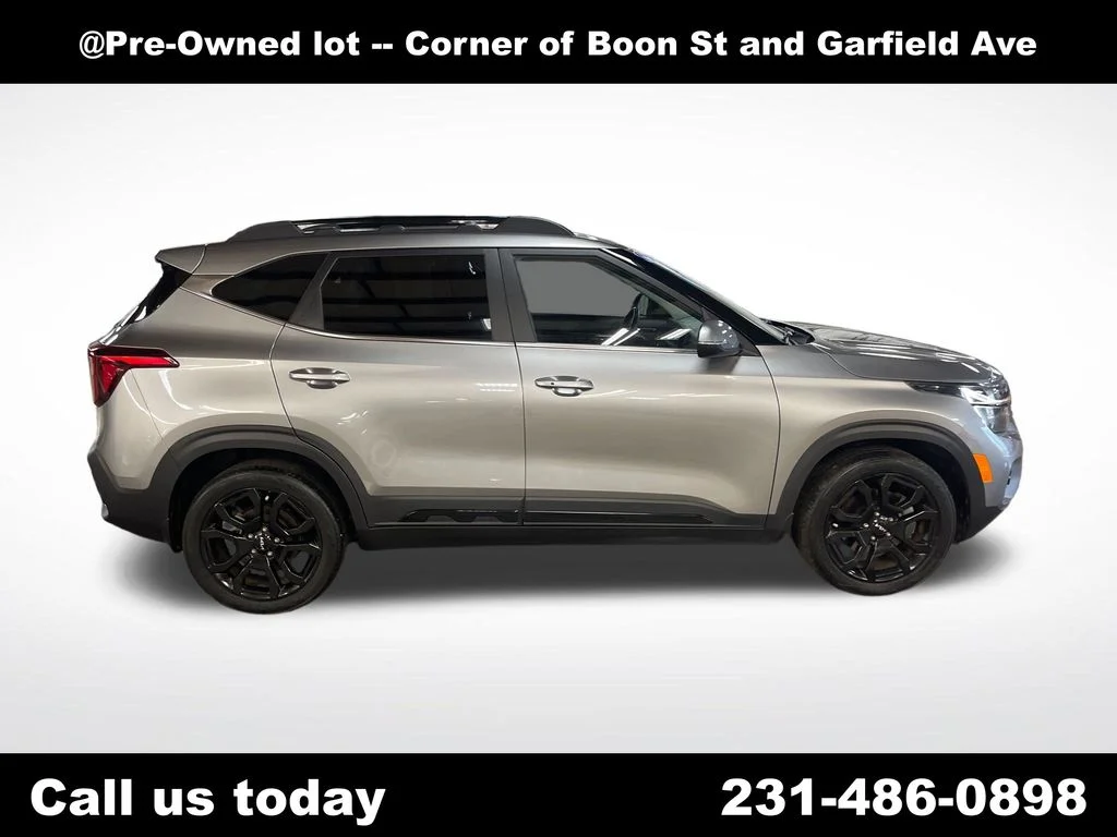 Used 2024 Gray Kia X-Line image 6