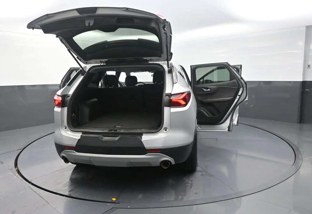Used 2021 Silver Chevrolet LT image 34