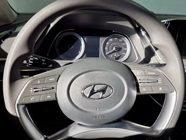 Used 2023 Gray Hyundai SEL image 22