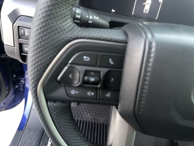 2025 Toyota Tacoma TRD Off Road - Photo 17
