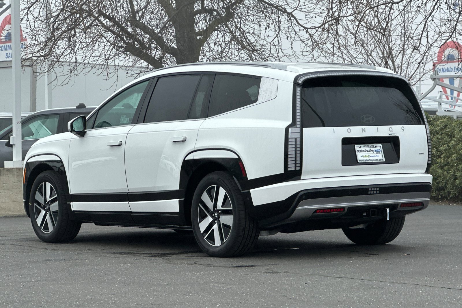 New 2026 Snow White Pearl Hyundai SEL image 36