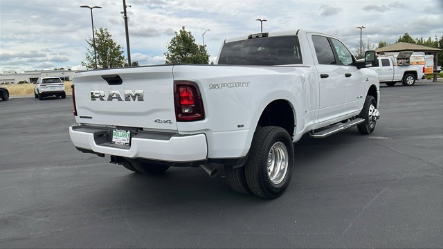 New 2026 Bright White Clear-Coat Exterior Paint RAM Big Horn image 3