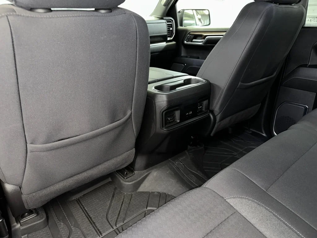 2024 Chevrolet Silverado 1500 RST - Photo 21