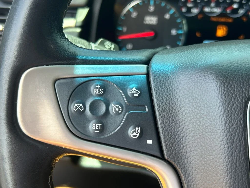 Used 2019 Gray GMC Denali image 28