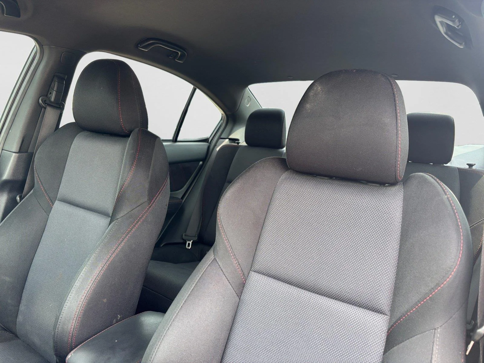 Used 2018 Crystal Black Silica Subaru Base image 34