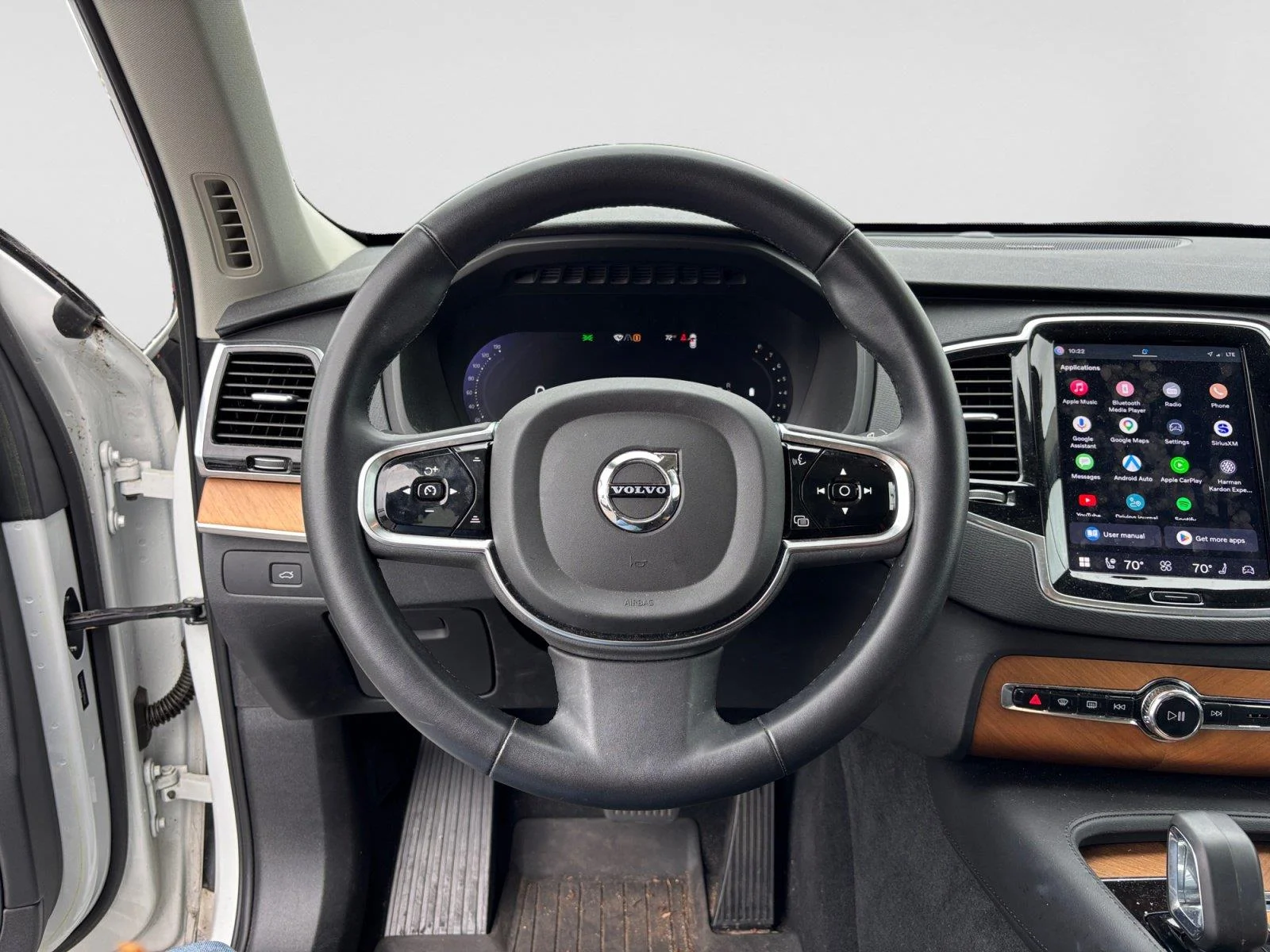 Used 2023 Crystal White Metallic Volvo Plus image 11