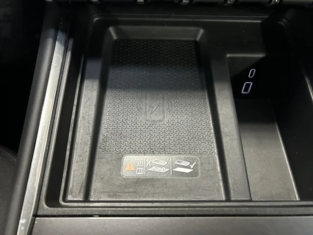 Used 2025 BLACK GMC FWD Elevation image 33