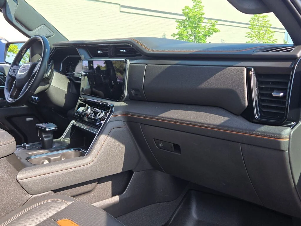Used 2023 Black GMC AT4 image 9