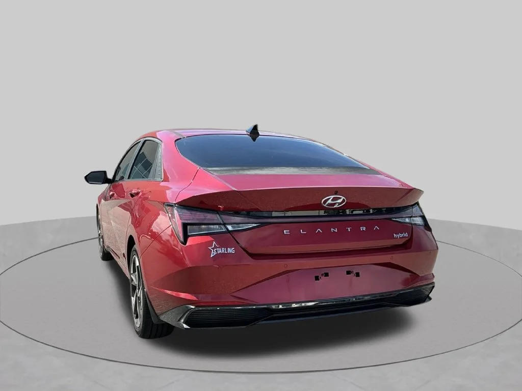 Used 2022 Red Hyundai Limited image 8