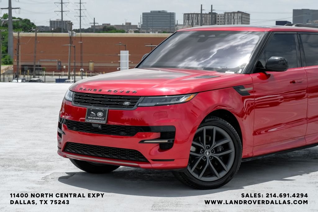 Used 2023 Firenze Red Metallic Land Rover SE Dynamic image 3