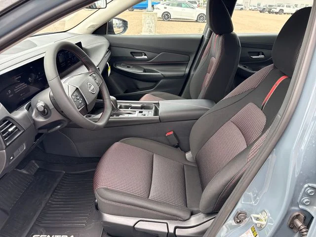 New 2026 Atlantic Gray Metallic / Super Black Two-tone Nissan SR image 9