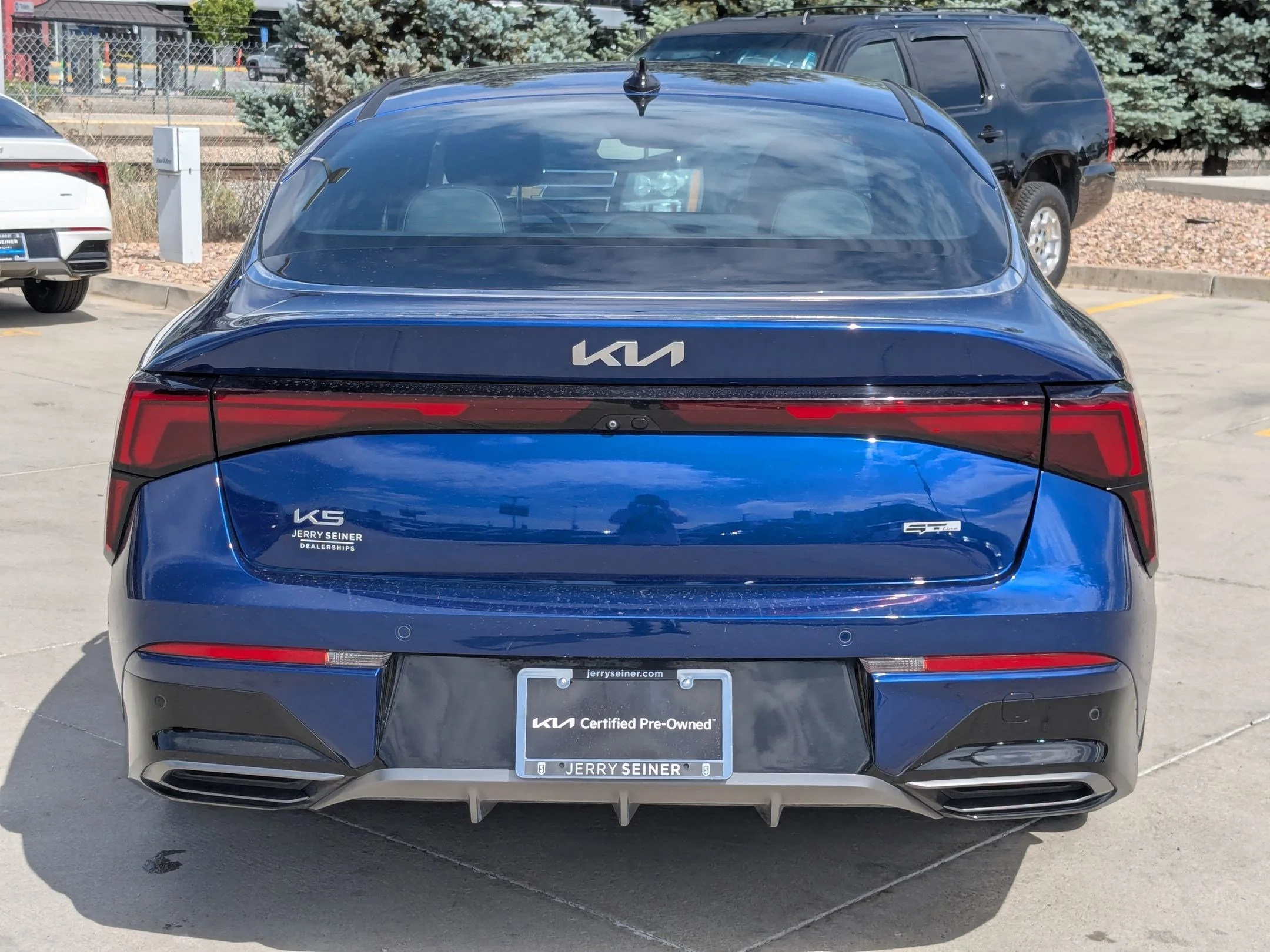 Used 2025 Yacht Blue Kia GT-Line image 4