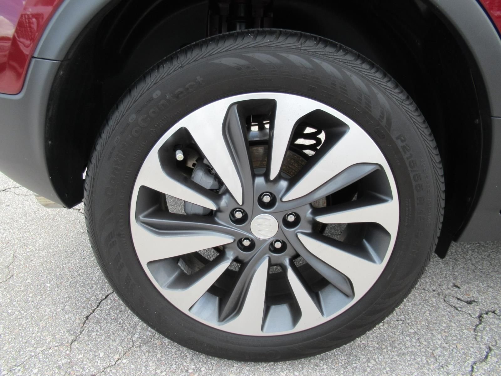Used 2022  Buick Preferred image 8