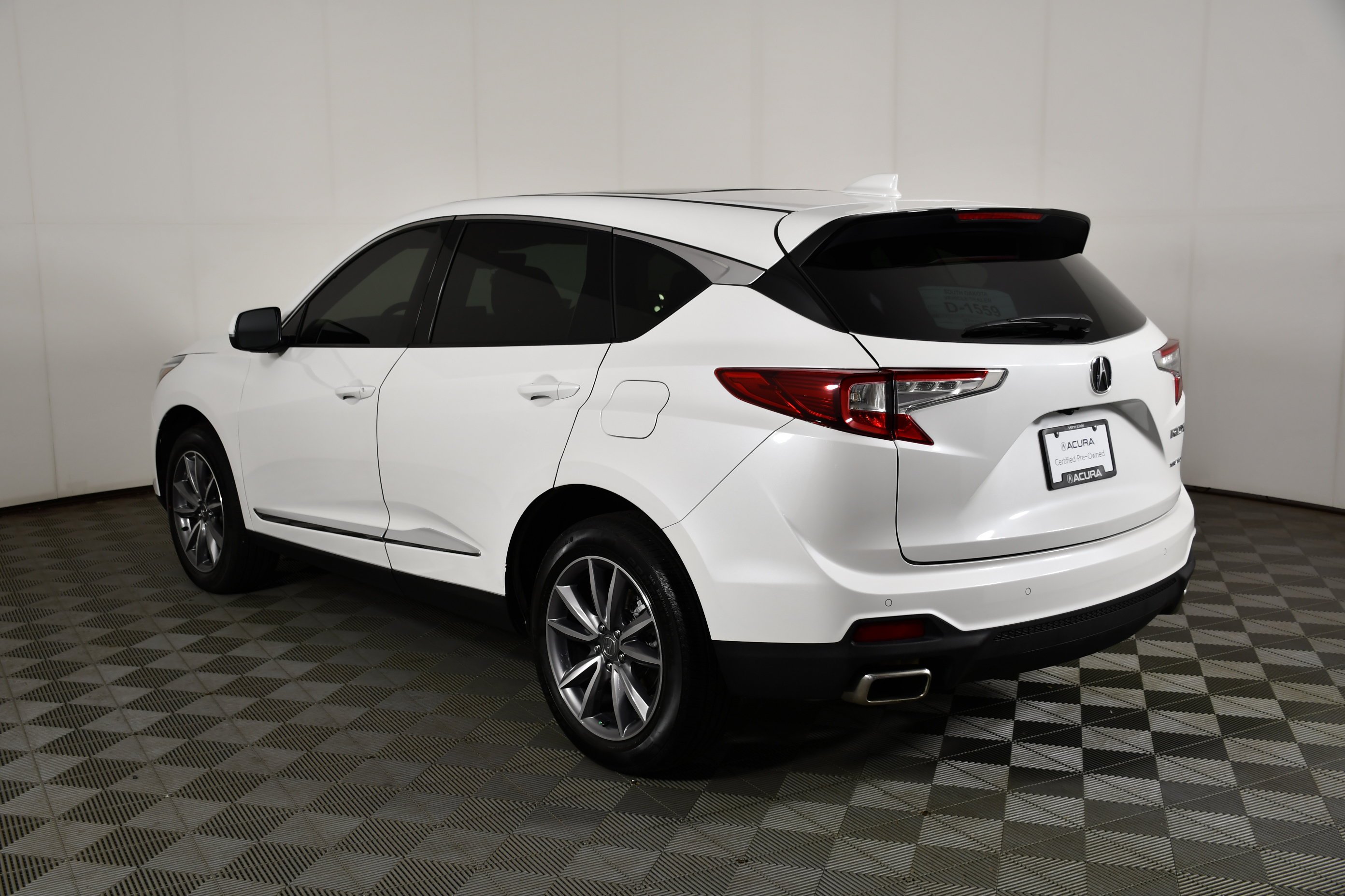 Certified Used 2024 Platinum White Pearl Acura w/Technology Package image 8