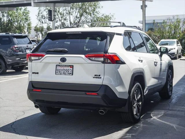 Certified Used 2022 BLIZZARD PEARL Toyota  image 6