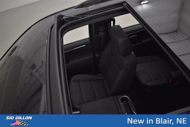 2026 Chevrolet Suburban RST - Photo 8