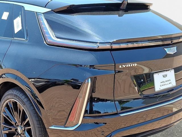 2025 Cadillac LYRIQ Luxury 2 - Photo 10