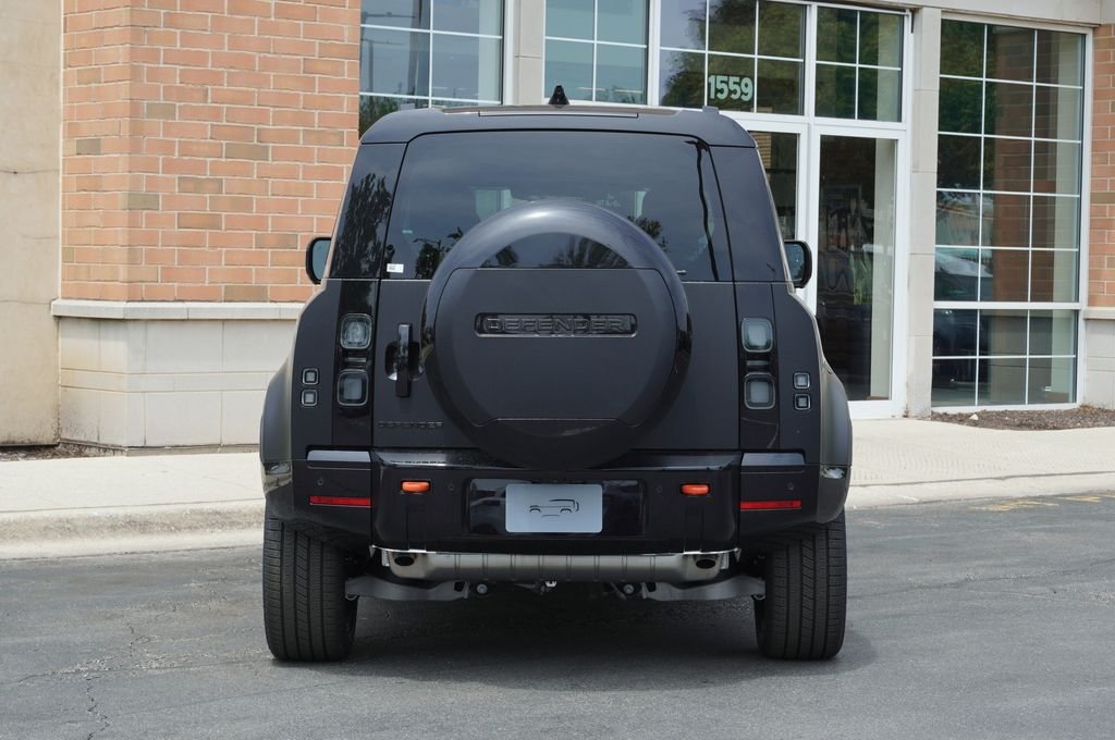 New 2026 Santorini Black Land Rover X image 5
