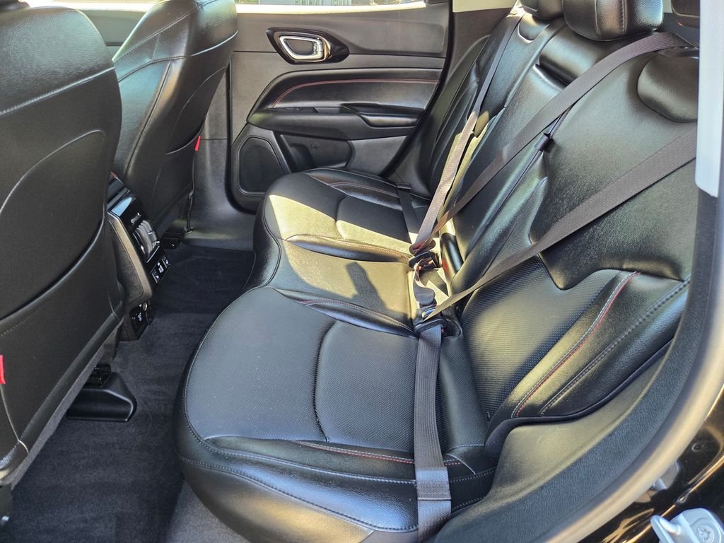 Used 2022 Black Jeep Trailhawk image 11
