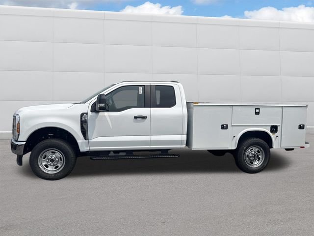 New 2026 Oxford White Ford F-350® XL image 2