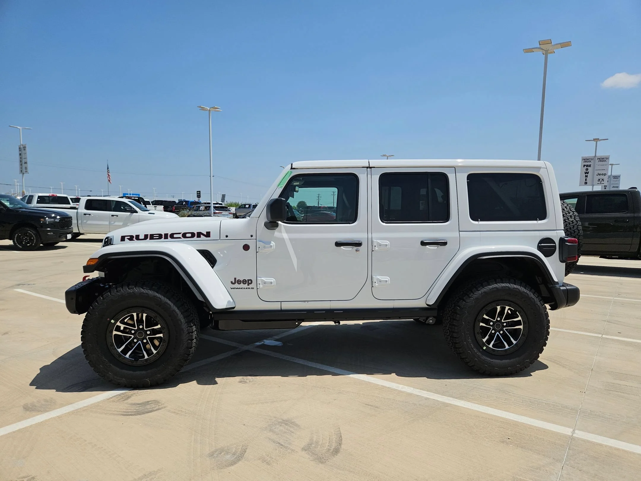 New 2026 Bright White Clearcoat Jeep Rubicon X image 6