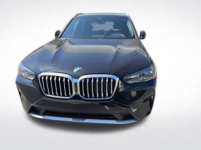 Used 2022 Black BMW sDrive30i image 3