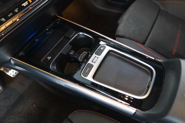New 2026 Polar White Mercedes-Benz GLA 35 AMG® image 63