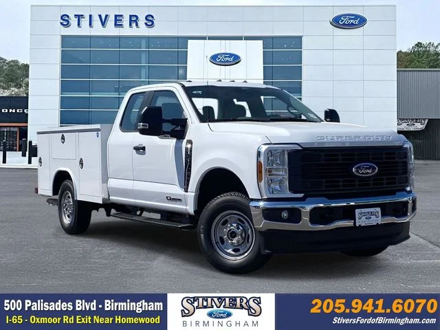 New 2026 White Ford XL image 1