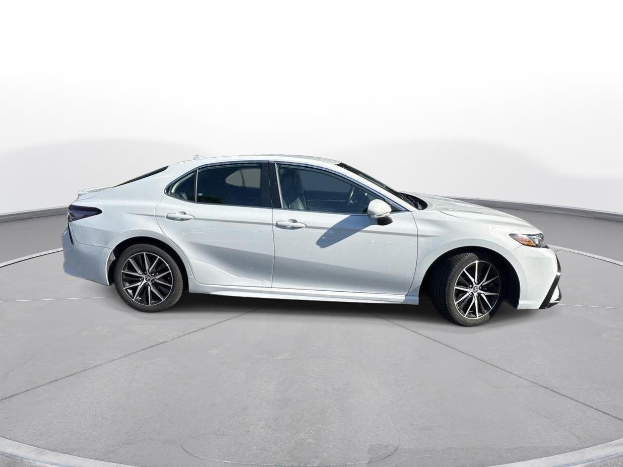Used 2023 Ice Edge Toyota SE image 5