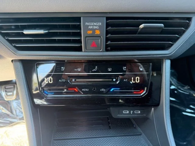 New 2026 Monument Gray w/Dp Blk Rf Volkswagen Autobahn image 21