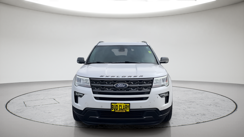 Used 2018 White Ford XLT image 2