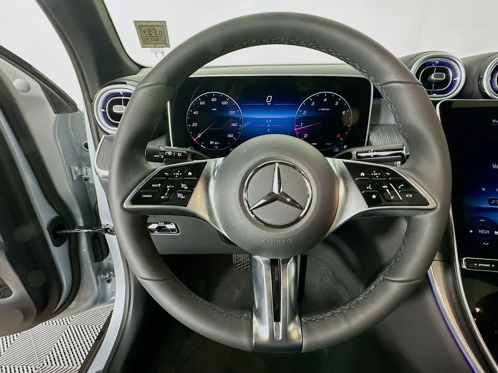 Used 2026 Gray Mercedes-Benz GLC 300 image 10