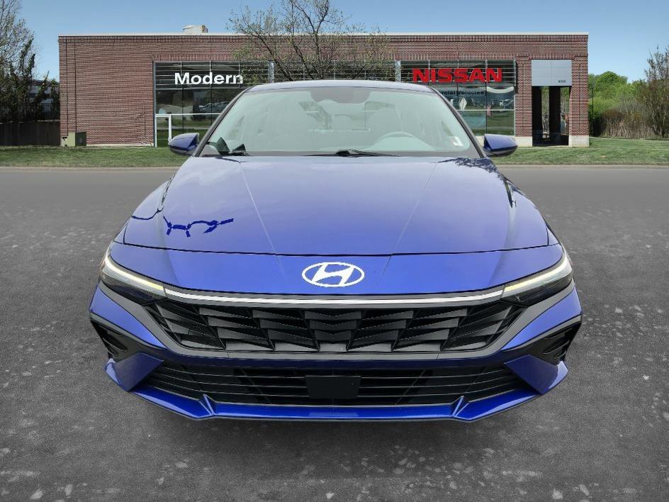 Used 2024 Intense Blue Hyundai SEL image 6
