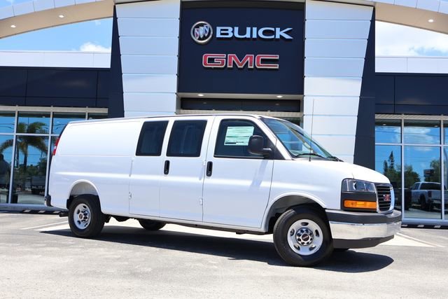 2026 GMC Savana 2500 Ext WB's photo