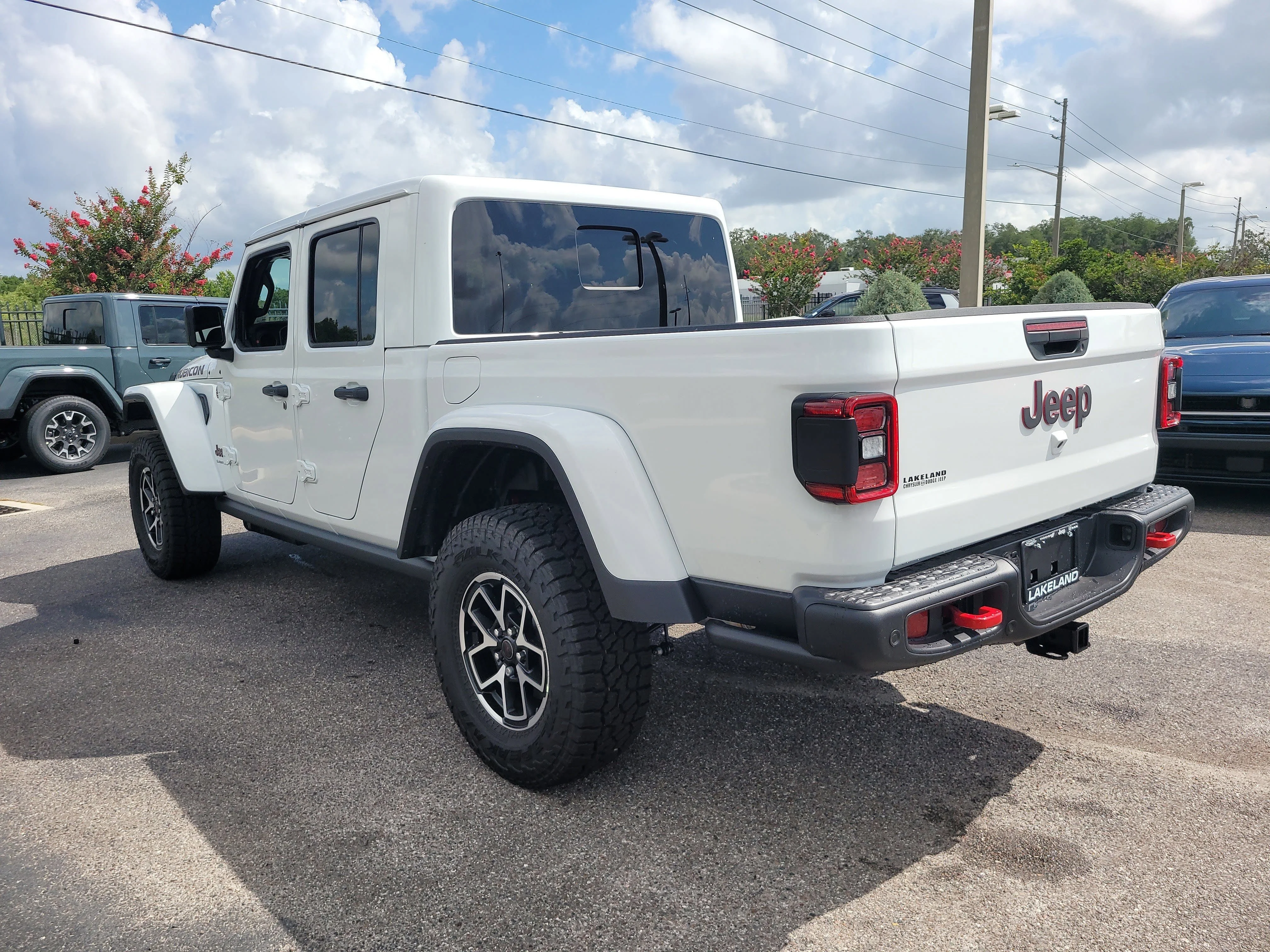 New 2026 Bright White Clearcoat Jeep Rubicon X image 8