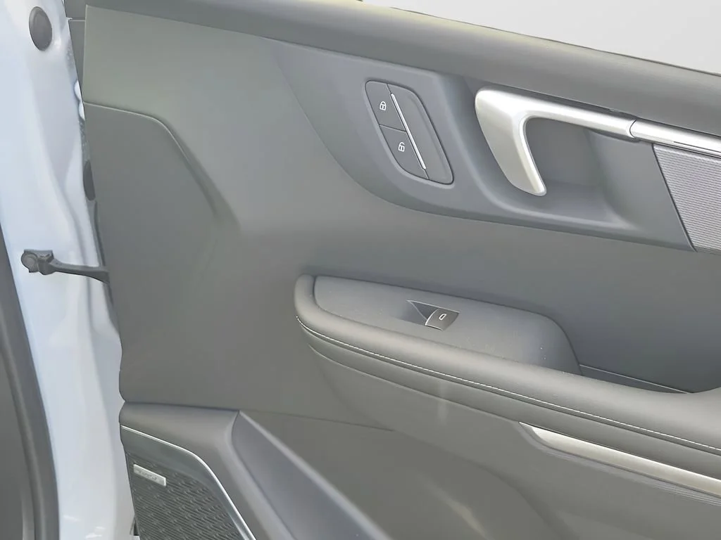 New 2026 Iridescent White Tricoat Buick Sport Touring image 50