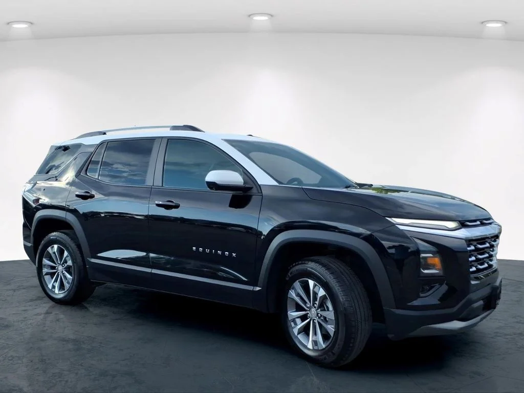 Used 2025 Black Chevrolet LT image 5