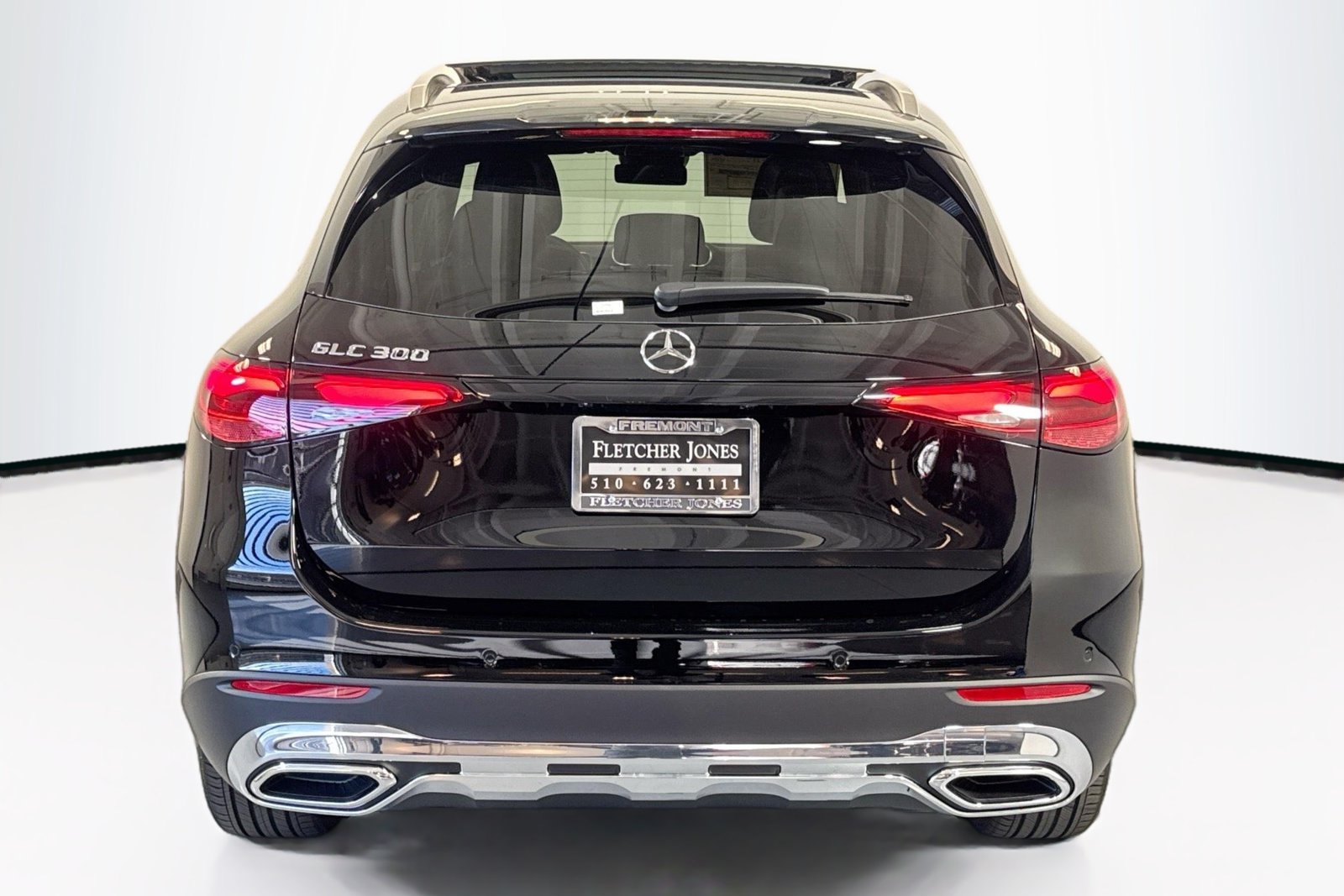 New 2026 Black Mercedes-Benz GLC 300 image 6